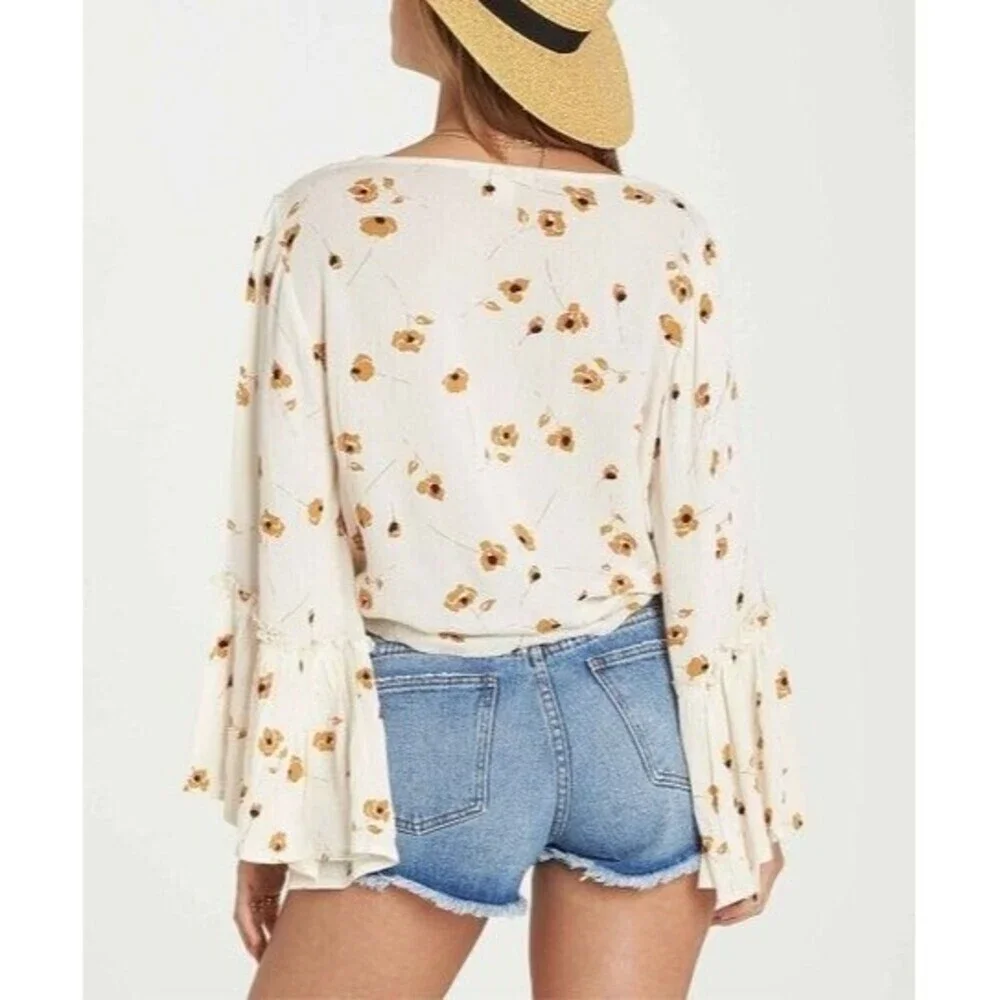 Darling BILLABONG "Lust Wild Top" Tie-Up Crop Top w/Bell Sleeves Size Small - Picture 3 of 12